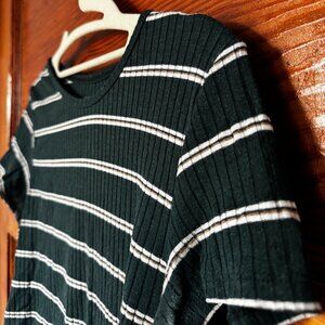 American Eagle crop top